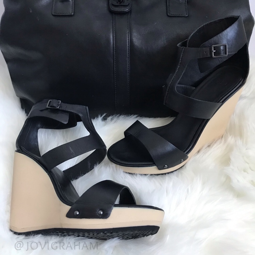JOE’S Austin Wedge in Black